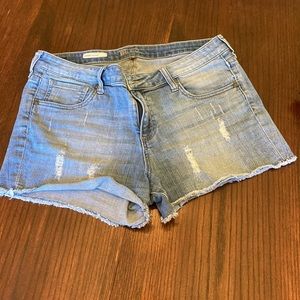 Gidget Frey Short KUT from the Kloth , size 10, 2.5 inch inseam